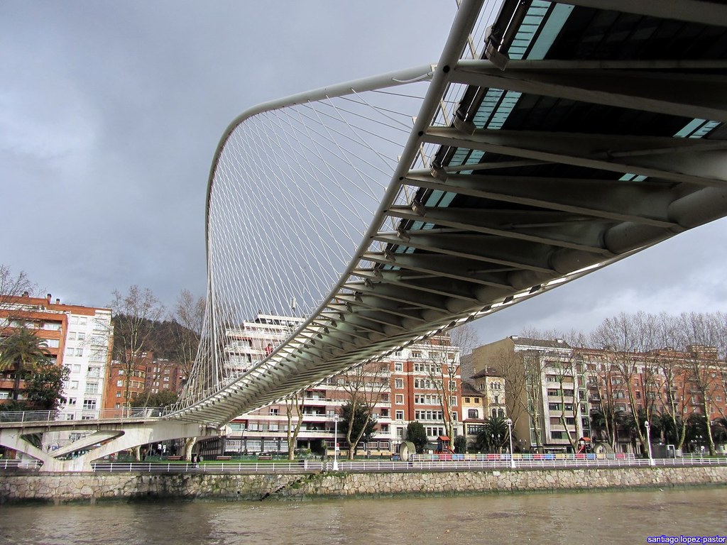Puente Zubizuri | santiago lopez-pastor | Flickr