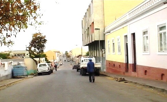 Namibe/ex-Moçâmedes: Rua das Hortas | Rua das Hortas. À dt.,… | Flickr