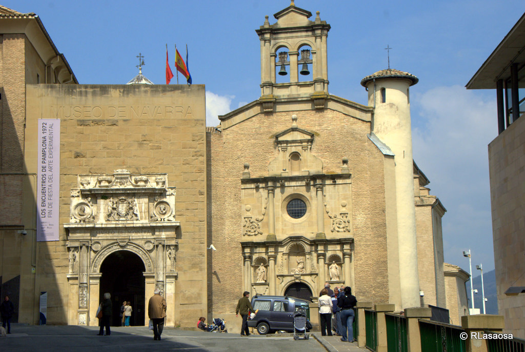 Calle Santo Domingo, Pamplona | Fachada y entrada al Museo d… | Flickr