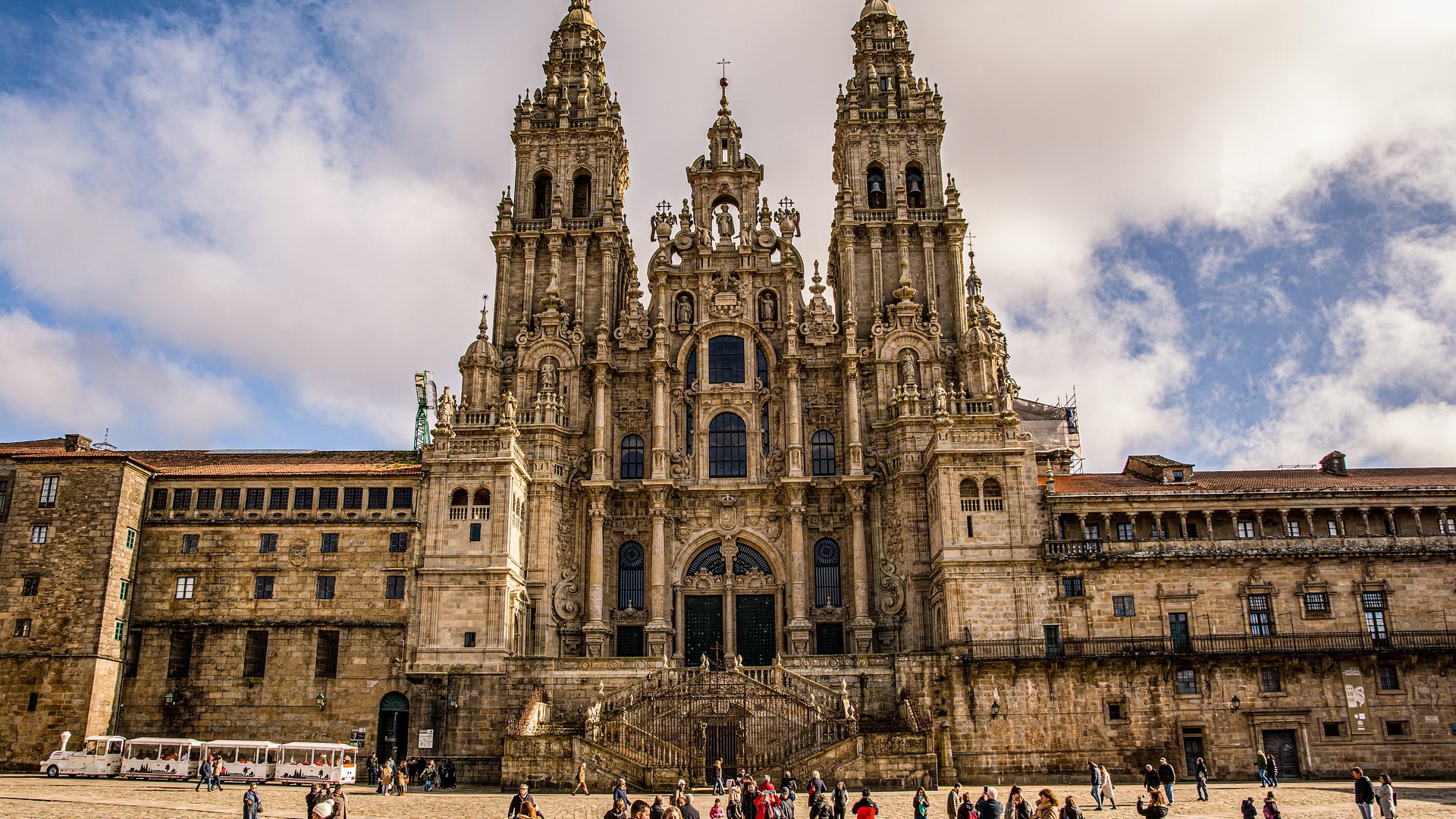 Todo lo que debes saber de la Catedral de Santiago de Compostela