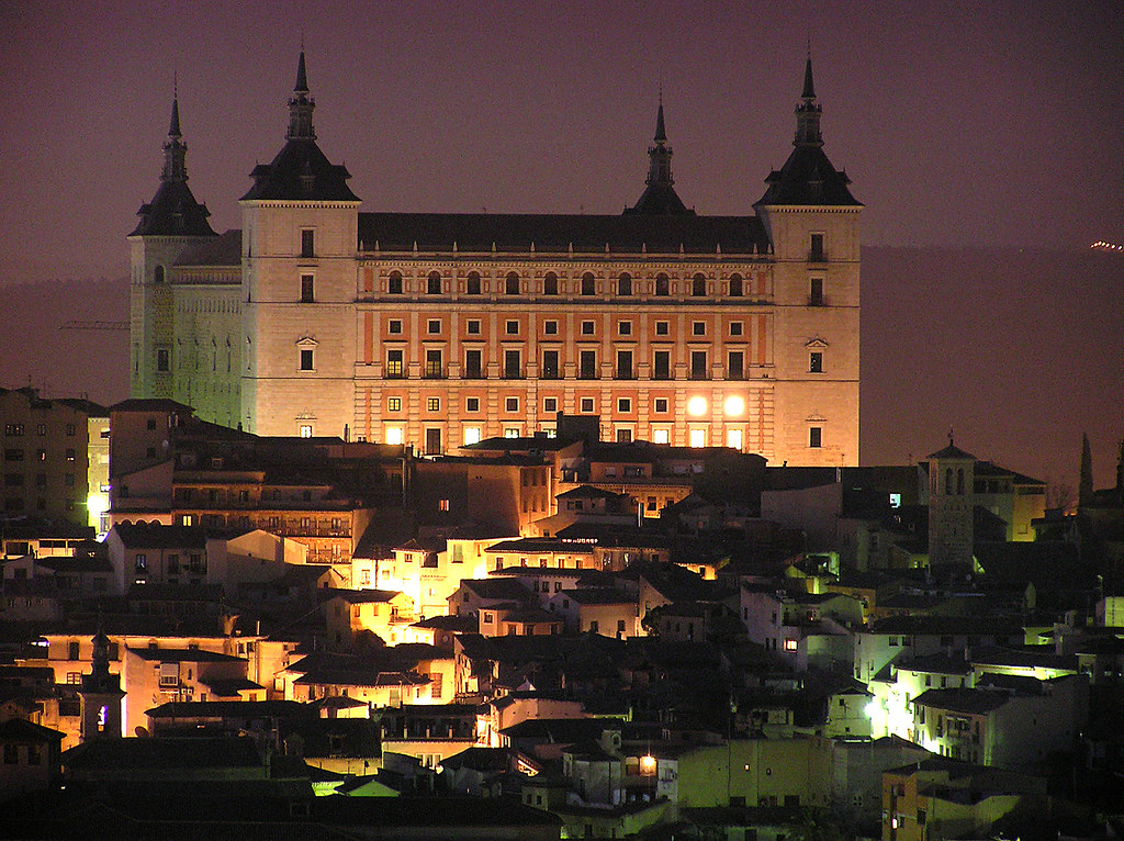Toledo, el Alcazar de noche | Vista nocturna del Alcazar de … | Flickr