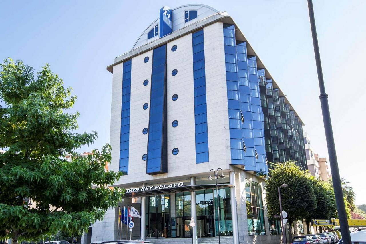Hotel Zentral Gijon Rey Pelayo en Gijón en HRS con servicios gratuitos