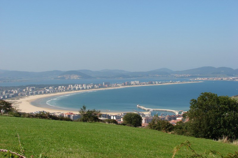 Playa de La Salvé, La playa más larga de Cantabria