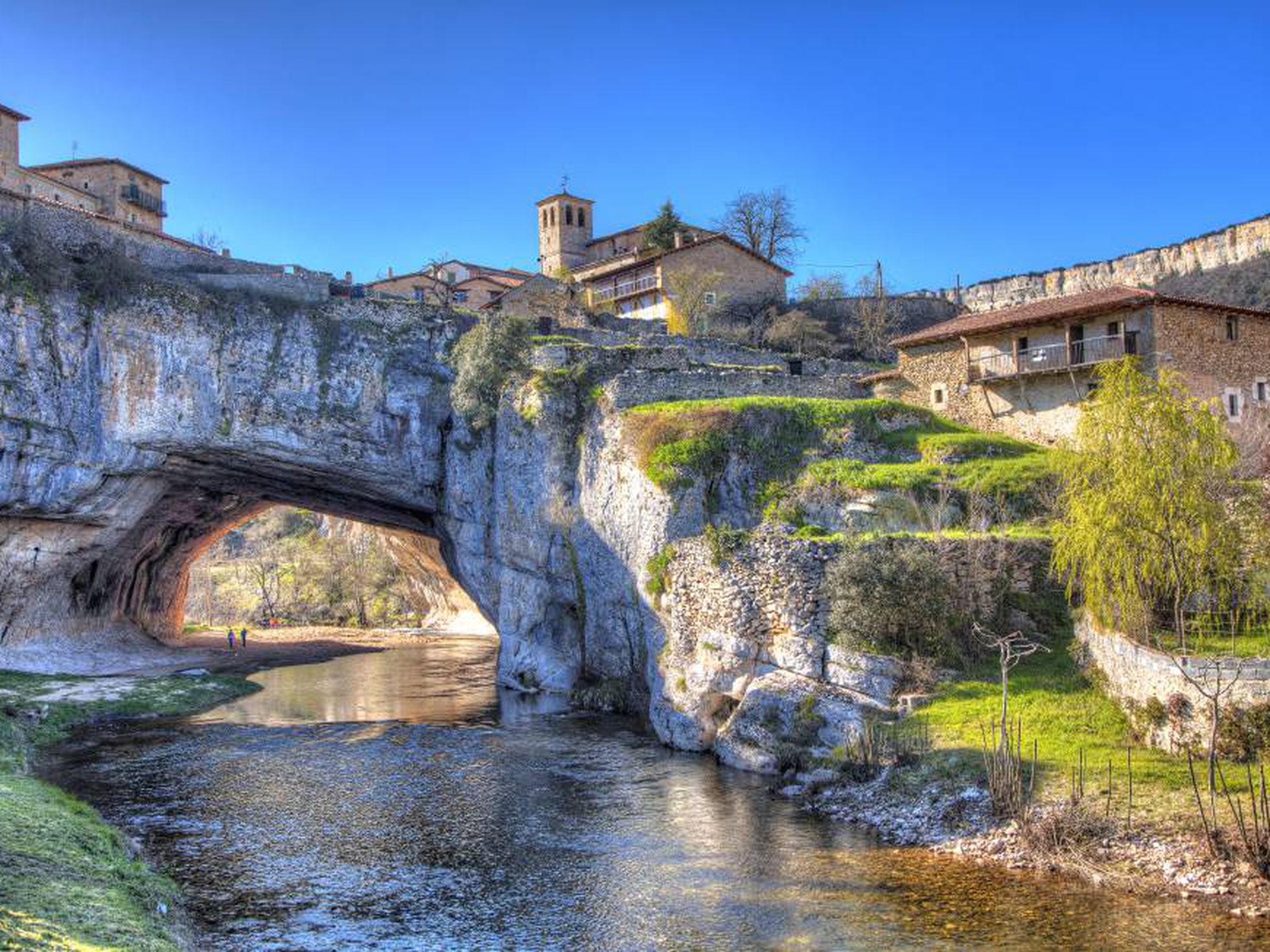 Burgos: Así es Puentedey, la aldea de 50 habitantes que se ha convertido en  el nuevo pueblo bonito de España | El Viajero | EL PAÍS