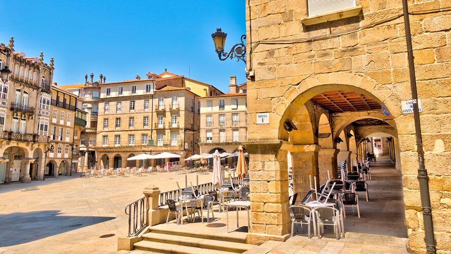 Plaza Mayor de Ourense, descubre la plaza más singular de España