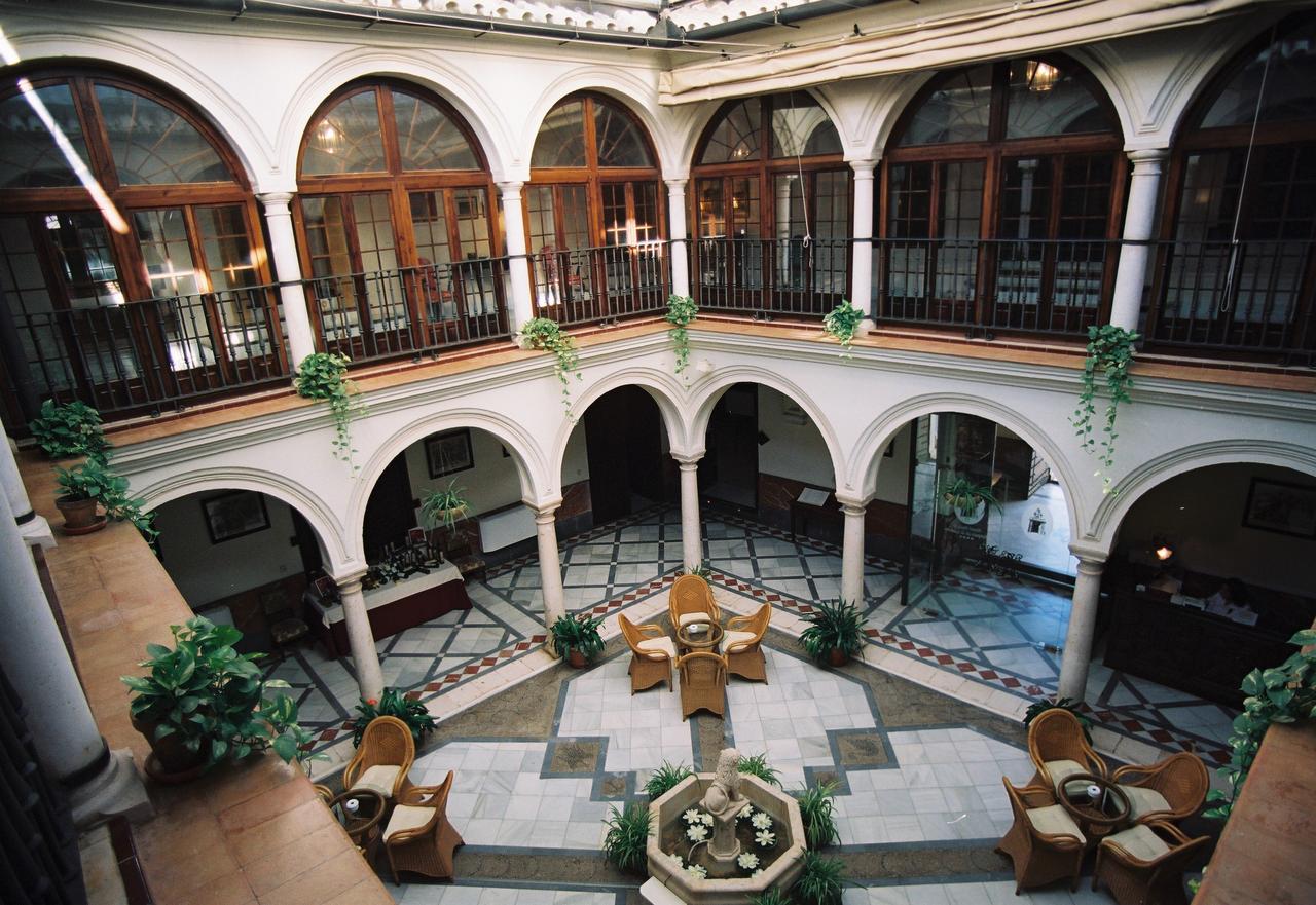 Palacio Marques de la Gomera - Osuna - Hotel WebSite