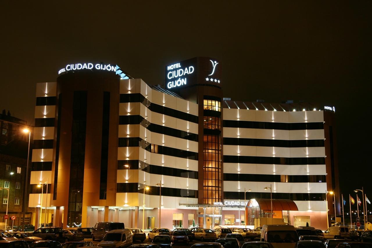 Hotel Silken Ciudad Gijón - Gijón - Hotel WebSite